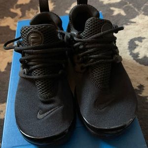 COPY - Used Nike shoe size 13c